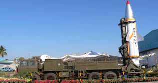 Indias AAD missile fails to blast off